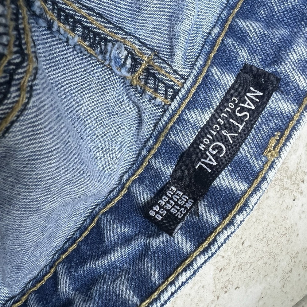 Nasty Gal Plus Size Light Wash Denim Jeans Size UK 22 US 18 100% Cotton Distress - Picture 8 of 10